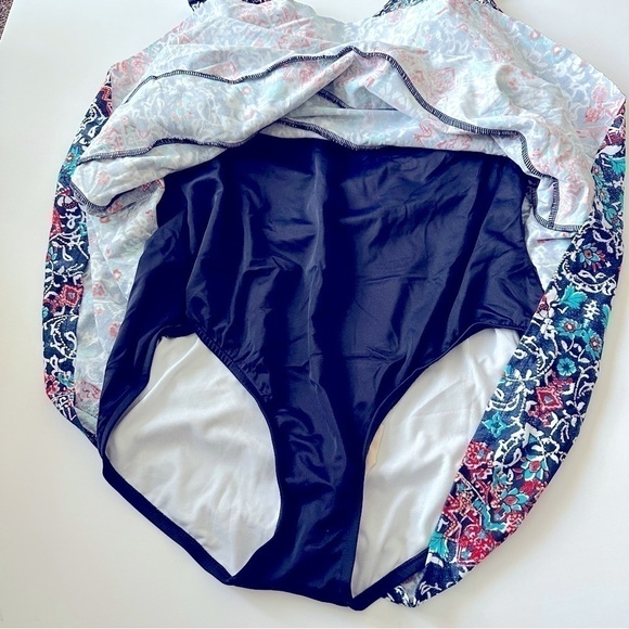 SWIM Solutions All Over Stretch Swimsuit One Piece Slimming Size 18 - Picture 7 of 14